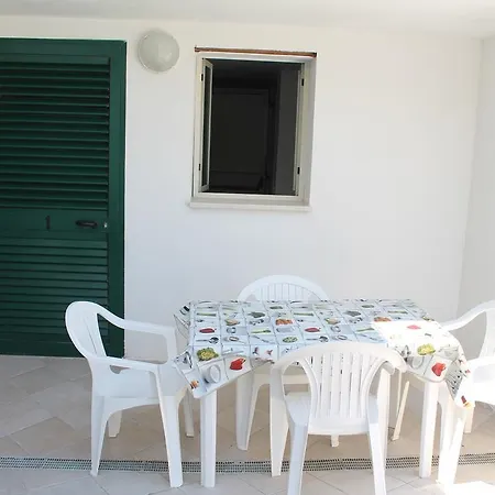 App. In Riva Al Mare *